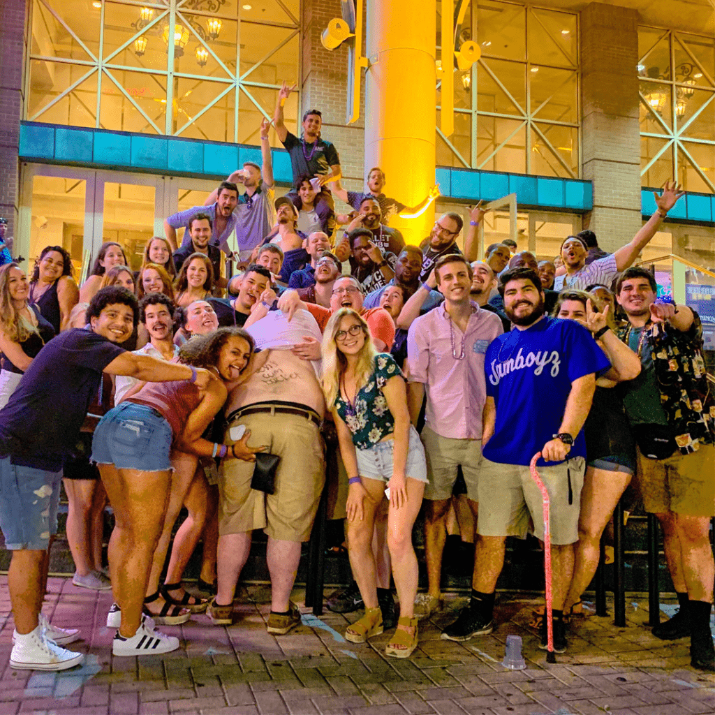 New Orleans Pub Crawl VIP Party Tour Experience